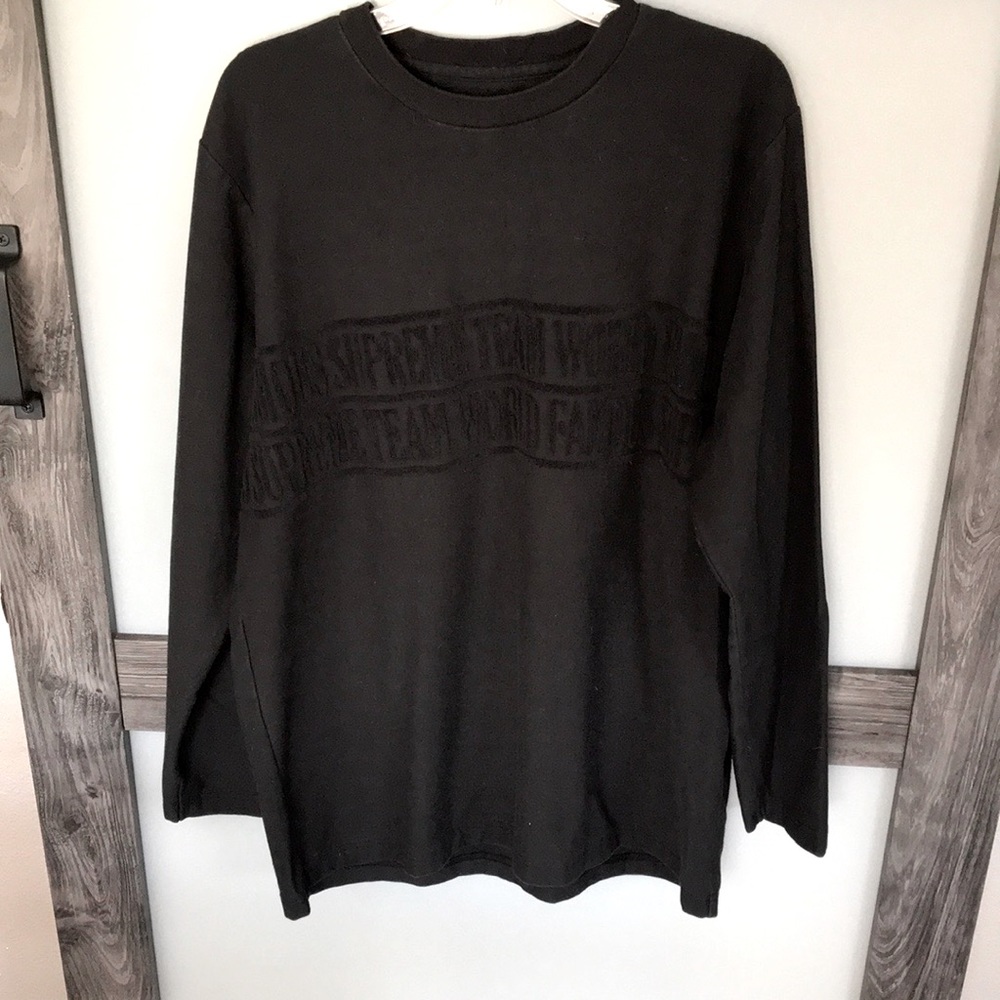Supreme World Famous Black Pullover Size XL